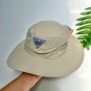 Columbia PFG Backcast Booney